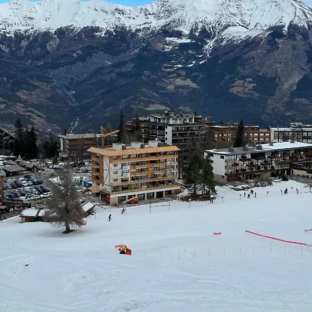 Avec Terrasse Vue Sur Piste A Praloup Apartment